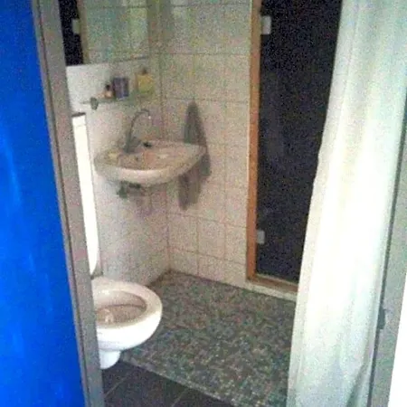 16c Nl Bed & Breakfast Maassluis